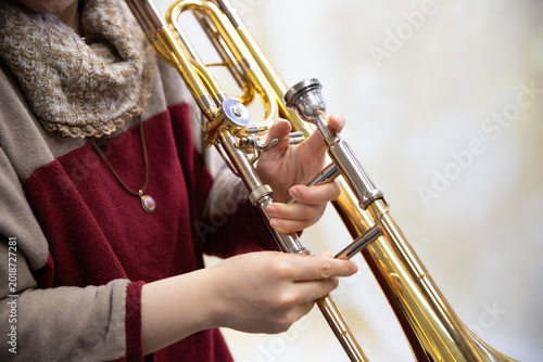 Foto Person playing the trombone