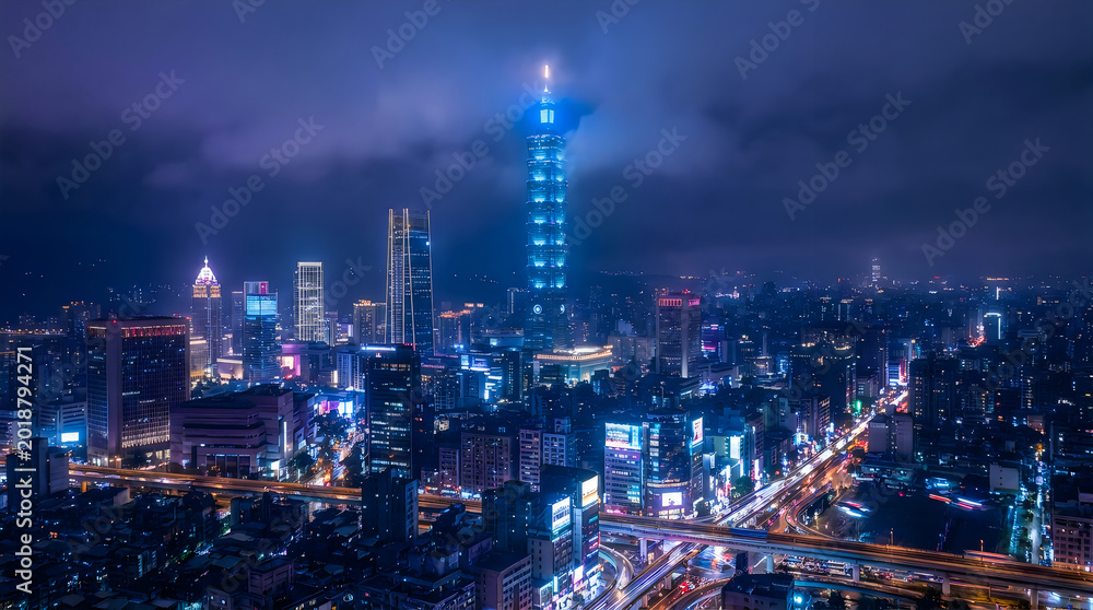 Obraz premium Taipei 101 skyscraper and city skyline at night