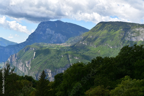 Tableau sur toile Schöne Landschaft bei Mezzocorona im Trentino