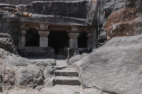 Cuadro en lienzo Ellora Caves: Unique Temple Complex. Maharashtra. India.