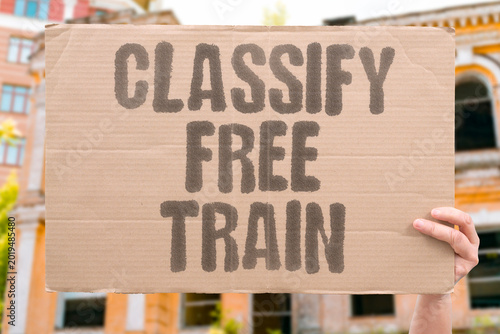 Foto "Classify Free Train" Companies classify unpaid intern roles as training to circumvent minimum wage rules