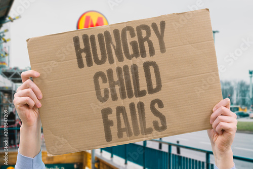 Foto "Hungry Child Fails" School hunger directly prevents children from achieving their academic potential