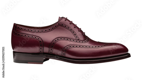 Photos Burgundy leather wingtip brogue oxford dress shoe, isolated on transparent backg