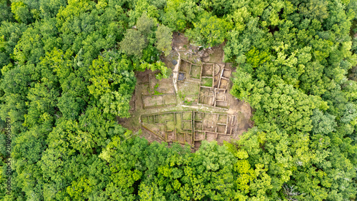 Fotografie Castro de Armea ancient settlement revealing archeological ruins in forest