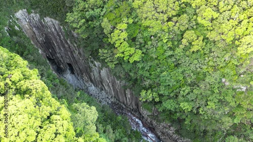 宮崎県 日向岬 馬ヶ背の断崖絶壁を望む空撮映像｜太平洋の絶景海岸
Aerial View of Umagase Cliffs at Hyuga Cape, Miyazaki, Japan