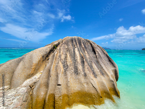 Картината върху платно Beautiful strangely shaped granite rocks on Anse Source D'Argent on La Digue island in Seychelles