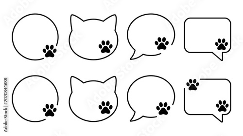 Vector set of pet-themed speech bubbles and message frames with animal paw