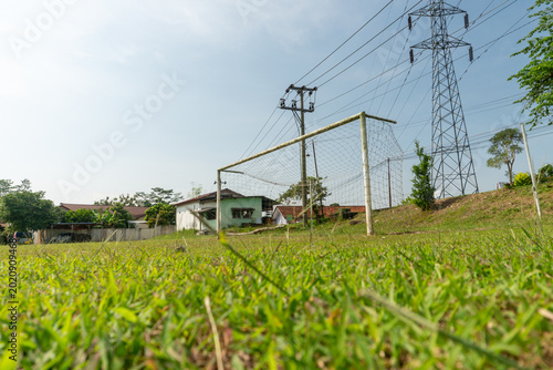 Schilderij op canvas A typical casual soccer field found in suburban or rural areas