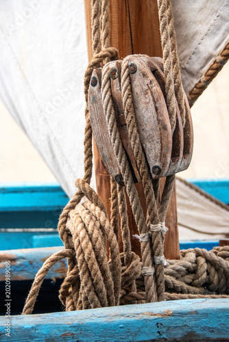 Cordages sur vieux gréement