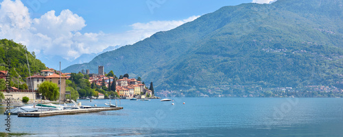 Photos Schöner Panoramablick auf Santa Maria-Rezzonico am Comer See, in Italien