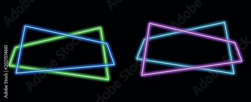 Foto Double overlapping neon geometric frames in blue green and purple colors on black background, glowing intersected borders for text, vibrant futuristic light box designs