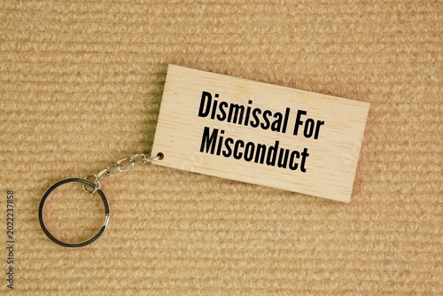 Schilderij op canvas Wooden tag with the words Dismissal for misconduct
