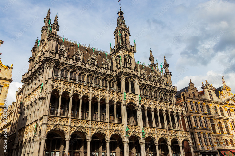 Obraz premium Maison du Roi (King's House or Bread house) in the Grote Markt (Grand Place) in Brussels, Belgium