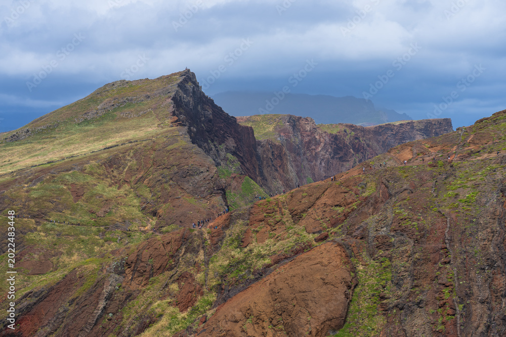 Obraz premium Dramatic panoramic view of volcanic cliffs and rocky islets at Ponta de Sao Lourenco peninsula, Madeira, Portugal
