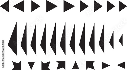 Bild auf Leinwand Set of black geometric arrow icons in different styles and orientations