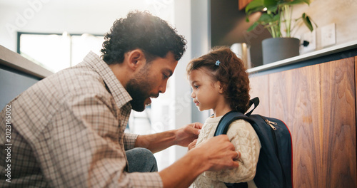 Foto Education, dad and child with backpack in kitchen, family and getting ready for first day of school