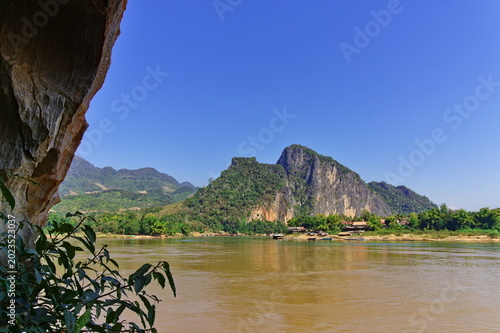 Foto View from Pak Ou Caves in laos