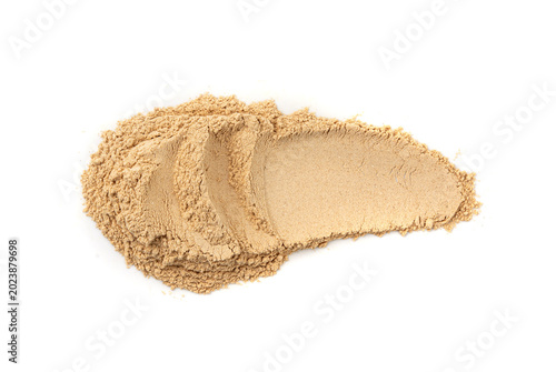 Bild auf Leinwand Maca powder isolated, dry Peruvian ginseng powder, ground ayak willku superfood,