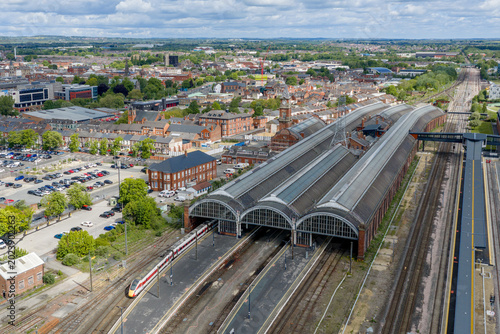Cuadro en lienzo Darlington railway station and surrounding town centre in County Durham, England, showing rail infrastructure and urban landscape