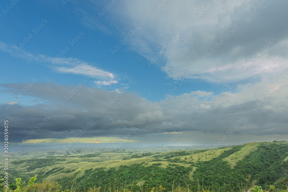 Naklejka premium Enjoy The Beauty Of Waingapu City From Above, From Afternoon To Dusk