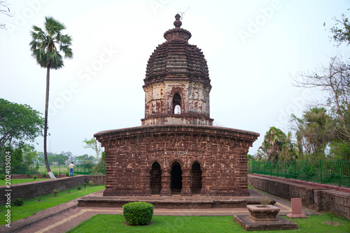 Billede på lærred This is the Radha Madhav Temple; the walls of the temple depict tales from the Krishna Leela Puranas as well as scenes of contemporary life