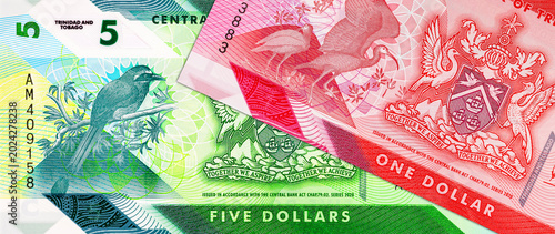 Foto 1 dollar and 5 dollar bills Trinidad and Tobago