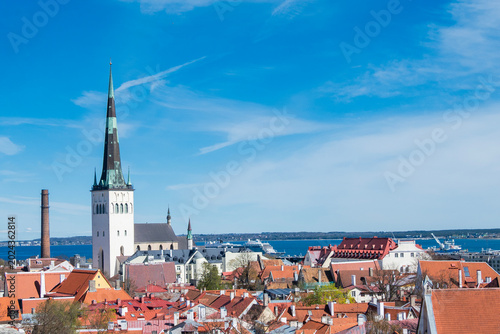 Φωτογραφία High angle view of Tallinn Old Town panorama with St