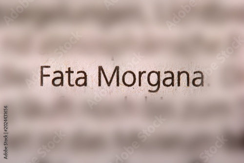Cuadro en lienzo Der Begriff  Fata Morgana  in der Zeitung gedruckt und durch Umgebungsunschärf