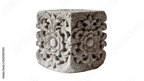 Photos Isolated decorative carved stone column fragment with elegant intricate floral p