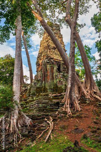 Obraz na plátně Preah Palilay Temple In Angkor Thom, Cambodia
