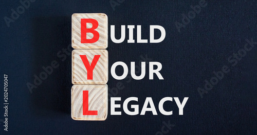 Foto BYL build your legacy symbol