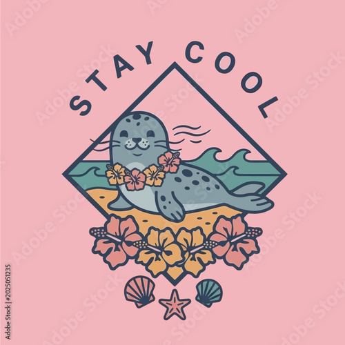 Foto Seal wearing flower garland relaxed smiling.