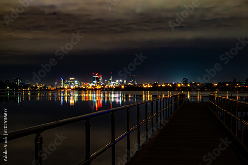фотографія Night city scape jetty view, city of light , Perth
