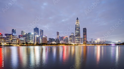 Konstfotografi shenzhen skyline at night