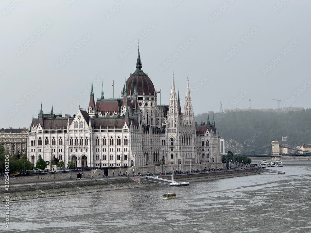 Fototapeta premium Regierungspalast 