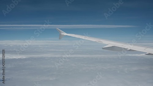Blick aus einem Flugzeug