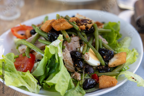 Salad Niçoise with tuna fillet