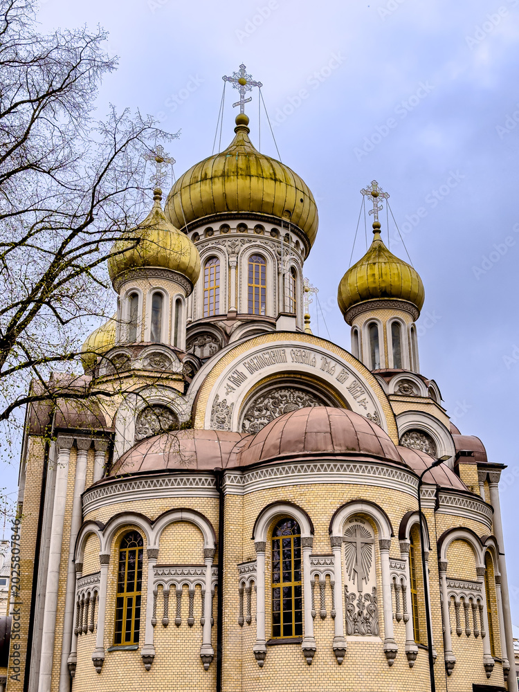 Fototapeta premium Cultural Heritage Explored: Journeying through Vilnius Timeless Street Scenes