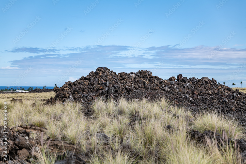 Obraz premium A’a Lava flows, Alkalic basalt, Hualalai Volcanics (Shield volcano ). Kaiminani Dr, Kailua-Kona, Island of Hawaii (The Big Island). 