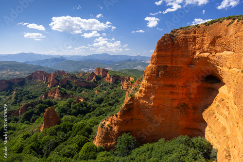 Las Medulas (Monumento Natural de Las Medulas), Roman gold-mining site near Ponferrada, UNESCO world heritage site, Castile and Leon, Spain