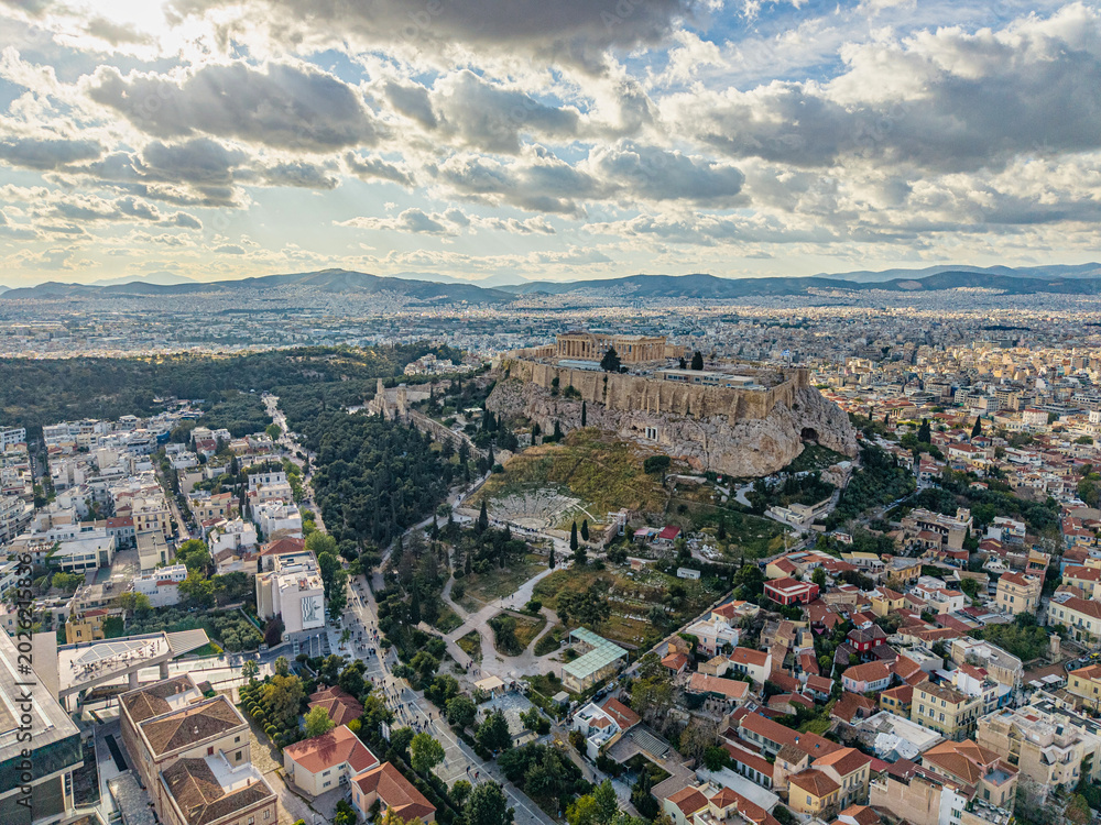 Naklejka premium Aerial view of Acropolis Hill and Plaka in Athens