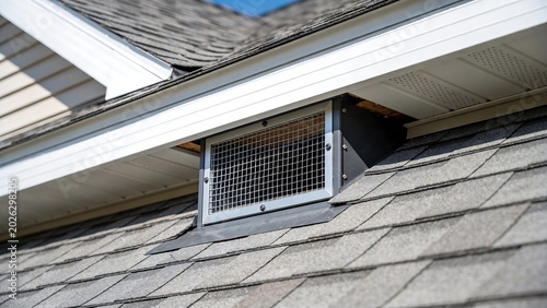 Photography Residential Roof Gable Vent with Protective Wire Mesh