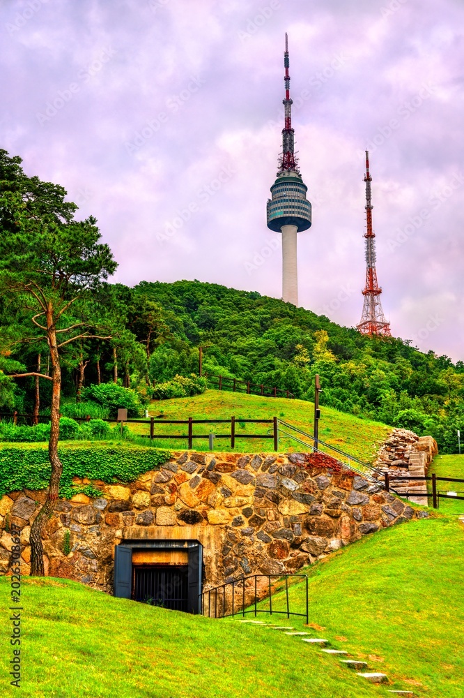 Fototapeta premium Communication towers on Namsan Mountain in central Seoul, South Korea