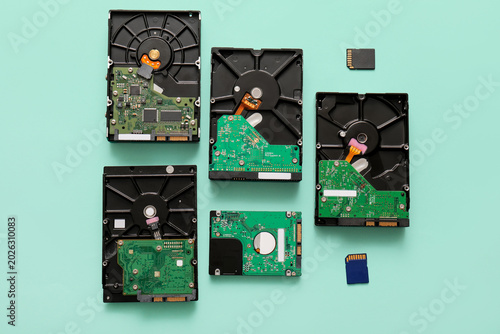 Different hard disk drives ...