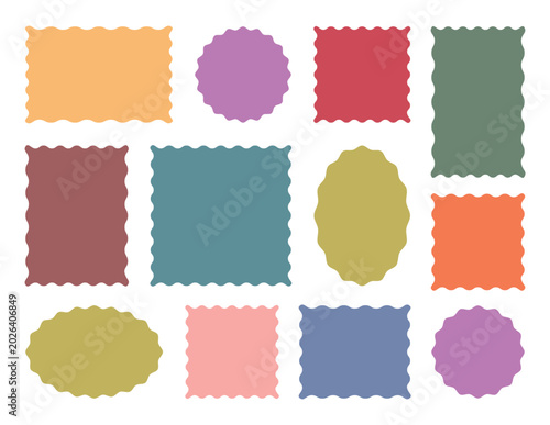 Foto Geometric shapes with scallop and zigzag edges set