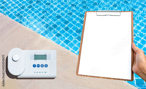Swimming pool water tester technology, quality tool for water test, swimming pool service and maintenance industry