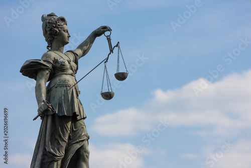 Germany, Hesse, Frankfurt, Fountain of Justice, sculpture of Justitia