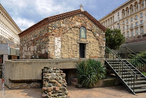 sofia, bulgarien - kirche sweta petka aus dem antiken serdica