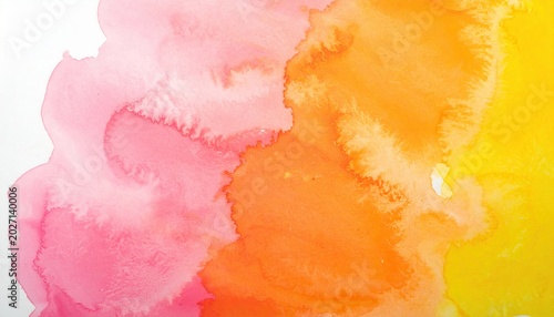 Arrière-plan de peinture à l'aquarelle vibrante avec teintes dégradées de rose orange et jaune