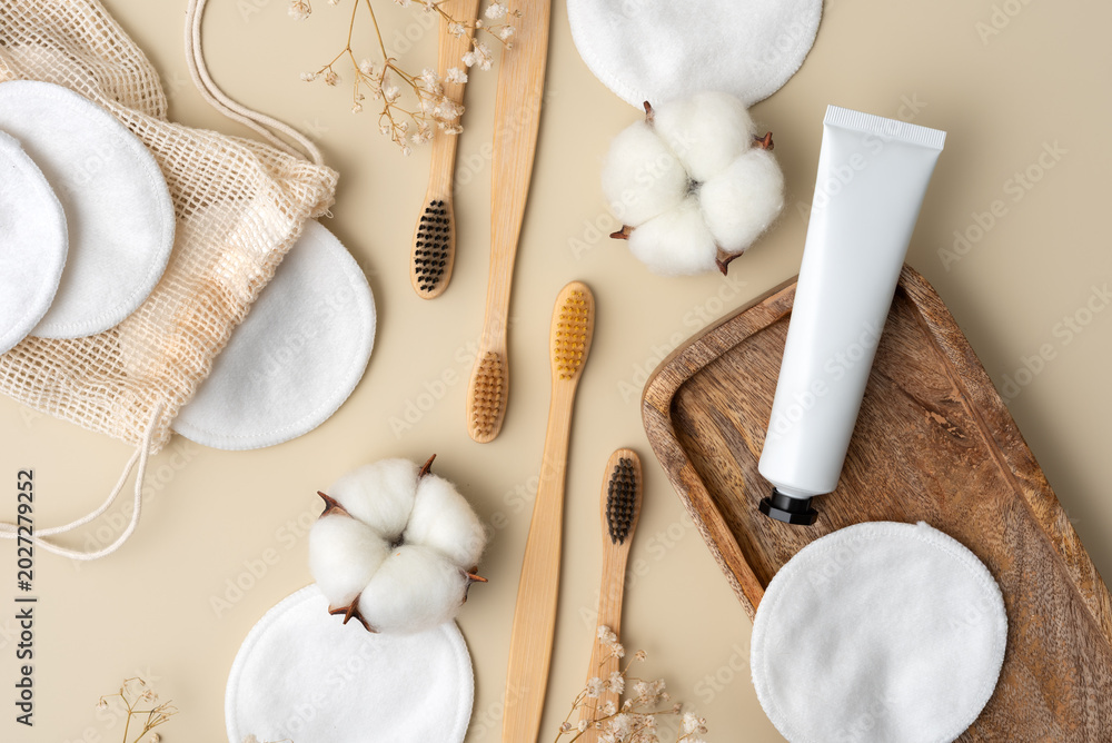 Φωτογραφία Eco Friendly Bathroom Essentials with Bamboo Toothbrushes and Cotton Pads